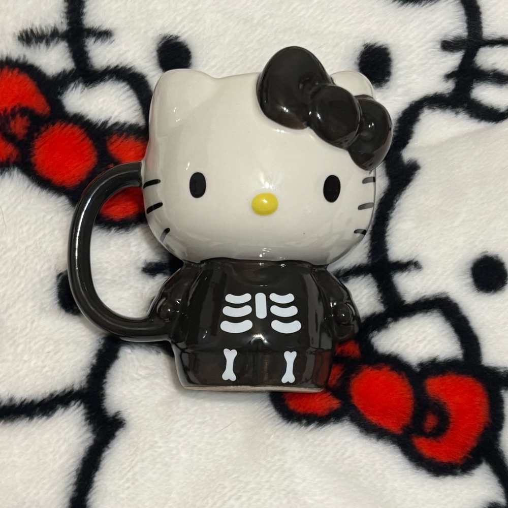 Hello Kitty Skeleton Ceramic display mug